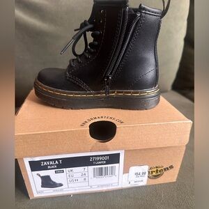 Doc Martens size 8 for boy or girls worn twice very good condition